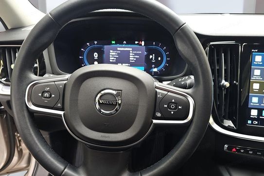 Volvo V60 B3 B Core