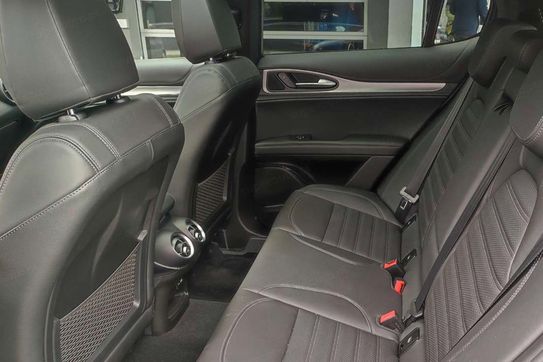 Alfa Romeo Stelvio Turbo Veloce Q4