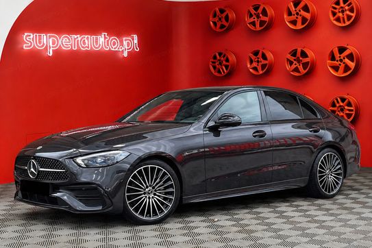 Mercedes Klasa C 220 d 4-Matic AMG