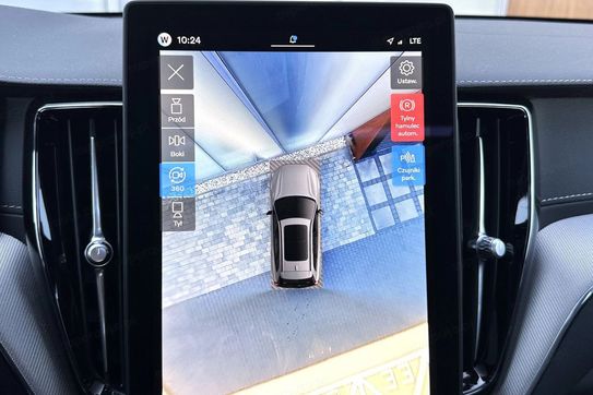Volvo XC60 T8 Plug-In Hybrid AWD Ultra Black Edition aut