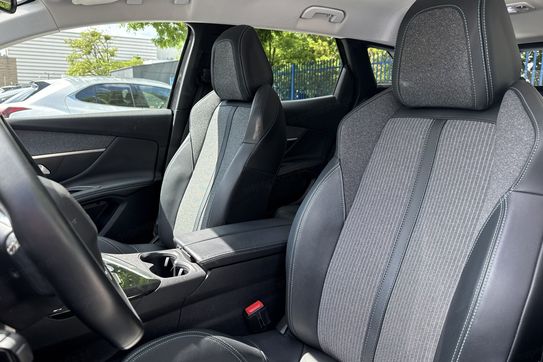 Peugeot 3008 Allure Pack 1.2 PureTech  S&S EAT8