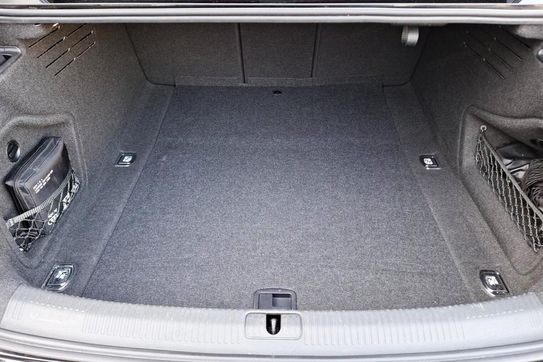 Audi A4 35 TFSI mHEV S tronic