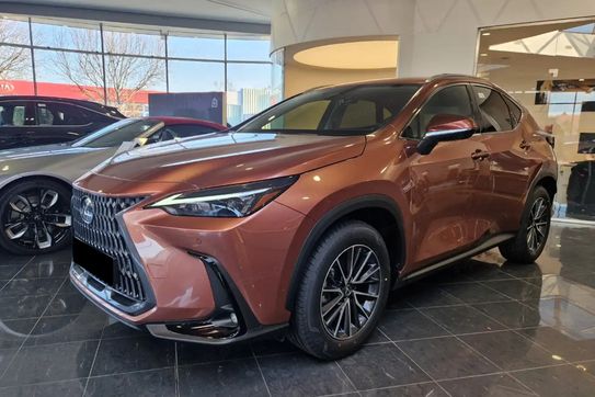 Lexus NX 350h Elegance 2.5 Hybrid