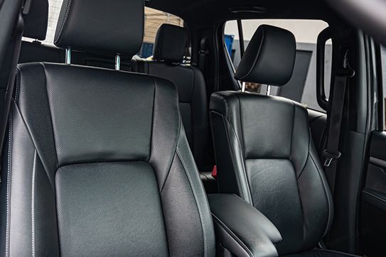 Toyota HiLux Double Cab Invincible