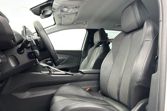 Peugeot 3008 Allure Pack 1.6 Hybrid e-EAT8