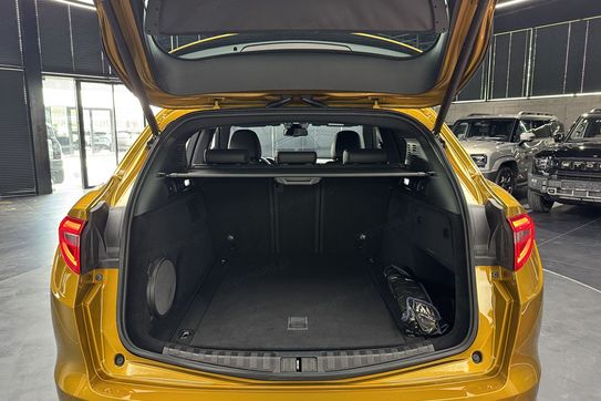 Alfa Romeo Stelvio Turbo Veloce Q4