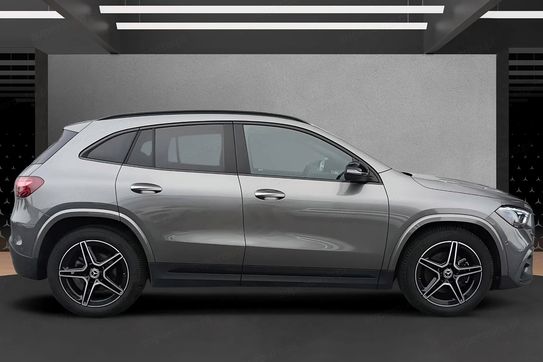 Mercedes GLA 200 AMG Line
