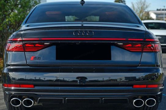 Audi A8 S8 TFSI quattro