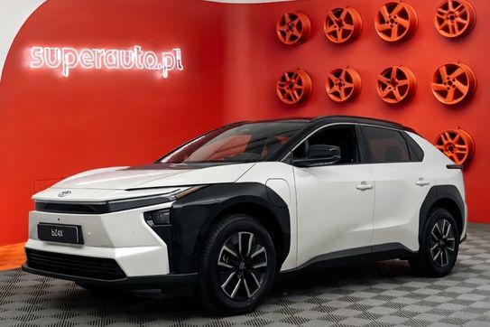 Toyota bZ4X Executive BEV AWD