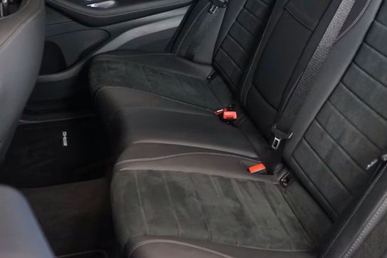 Mercedes GLE 300 d  4-Matic AMG Line