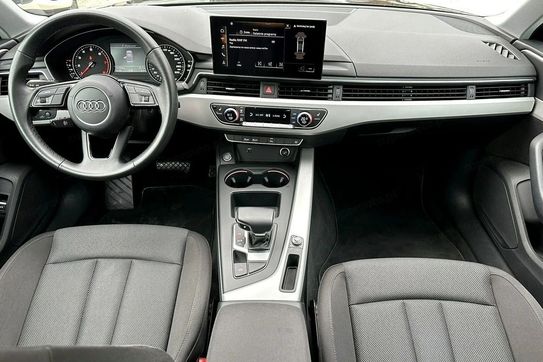 Audi A4 35 TFSI mHEV