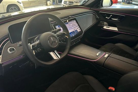 Mercedes Klasa E 200 AMG