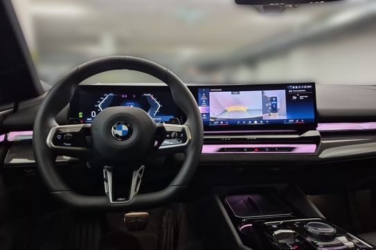 BMW Seria 5 540d xDrive mHEV M Sport aut