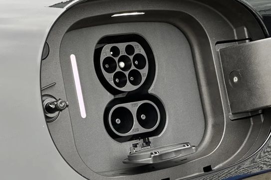 Mercedes GLB 250+ AMG Line