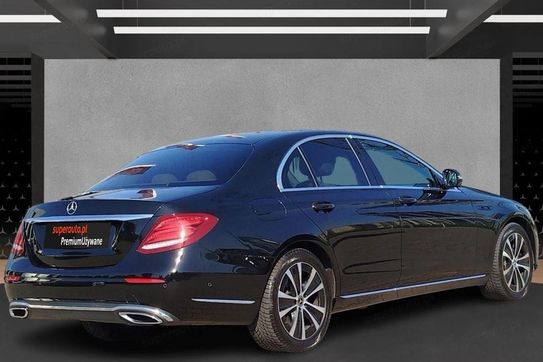 Mercedes E Klasa 400 d 4MATIC Avantgarde