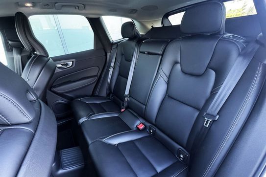 Volvo XC60 T6 Plug-In Hybrid AWD Ultra Bright aut