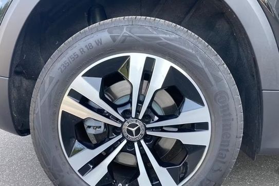 Mercedes GLB 200  Progressive