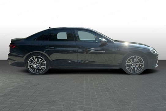 Audi A4 35 TFSI S Line