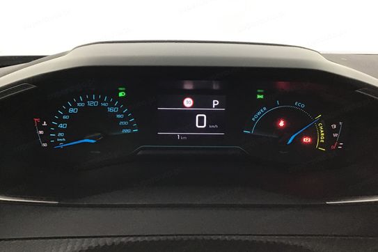 Peugeot 2008 STYLE 1.2 mHEV e-DCS6