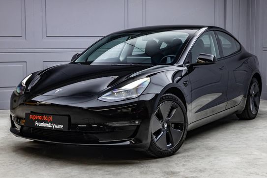 Tesla Model 3 3 Long Range AWD