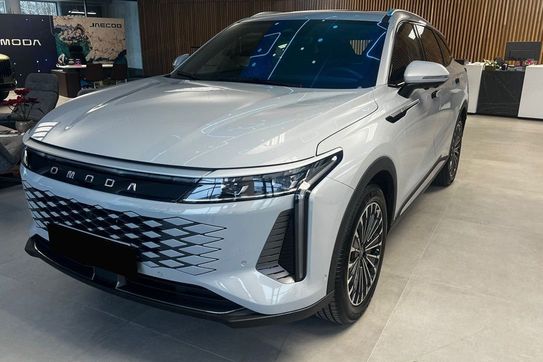 Omoda 9 1.5 Super Hybrid Exclusive AWD