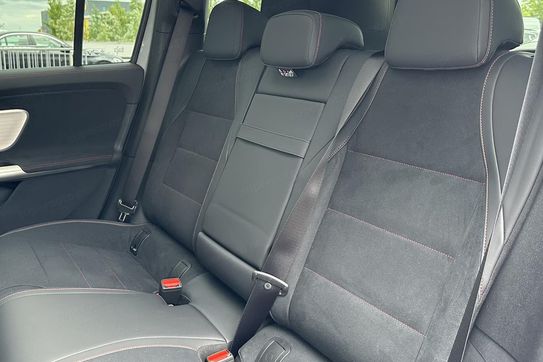 Mercedes GLB 200 AMG Line