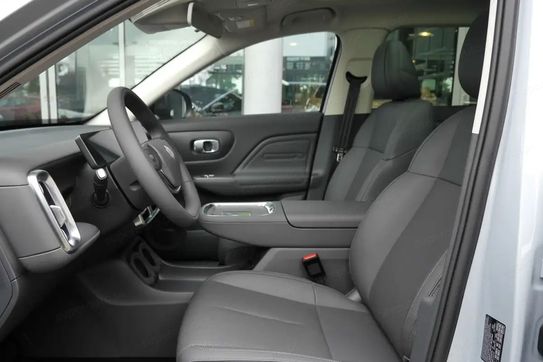 Leapmotor B10 Design Hybrid EV 18,8 kWh