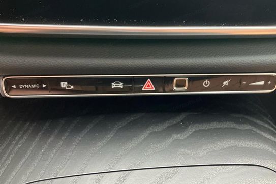 Mercedes E Klasa 220 d 4-Matic AMG