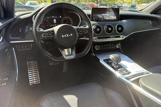 Kia Stinger GT 3.3 T-GDI V6  AWD