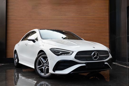 Mercedes CLA 220 4-Matic AMG Line