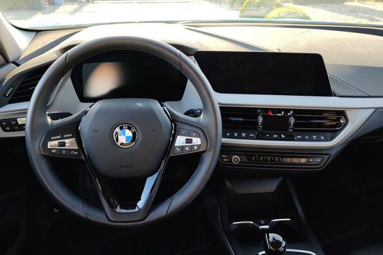 BMW Seria 1 118i Advantage aut