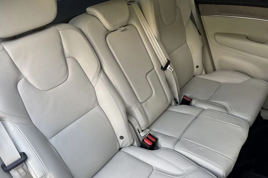 Volvo XC90 T8 AWD Plug-In Hybrid Ultra Bright 7os