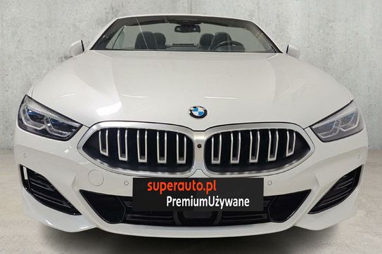BMW Seria 8 840i