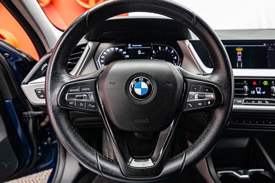 BMW Seria 1 118i Advantage aut