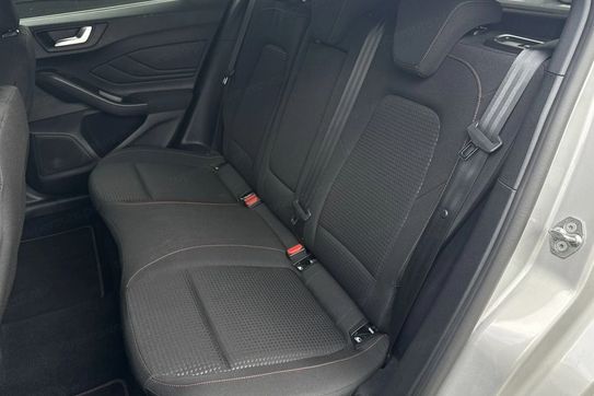 Ford Focus EcoBoost mHEV ST-Line X