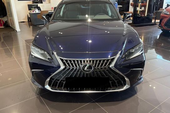 Lexus ES 300h Business Edition 2.5 E-CVT