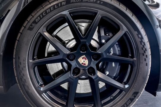 Porsche Panamera 4 E-Hybrid