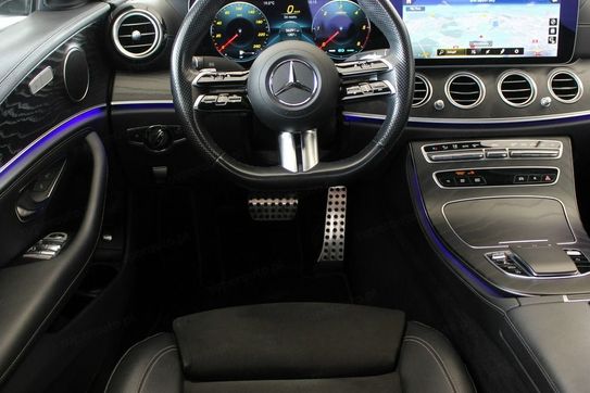 Mercedes Klasa E 220 d 4MATIC 9G-Tronic AMG Line