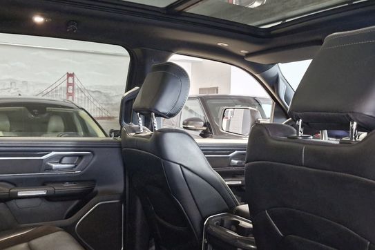 Dodge RAM 1500 V8 HEMI Laramie