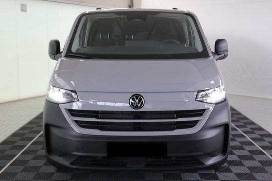 Volkswagen Transporter L2H1 AT8