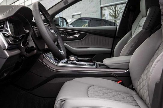 Audi Q7 50 TDI quattro S Line