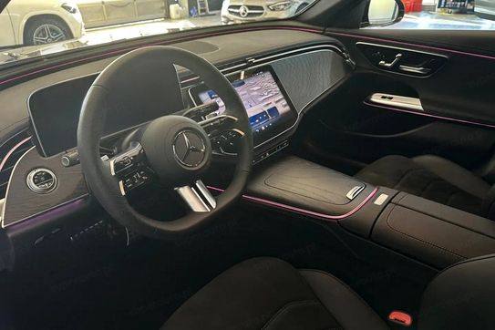 Mercedes Klasa E 220 d  4-Matic AMG