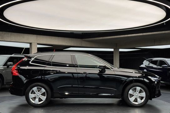 Volvo XC60 B5 B AWD Momentum Pro aut