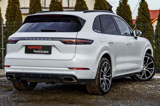 Porsche Cayenne Standard