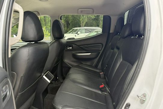 Mitsubishi L200 d Dc Instyle Plus
