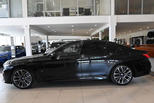 BMW Seria 7 740d xDrive
