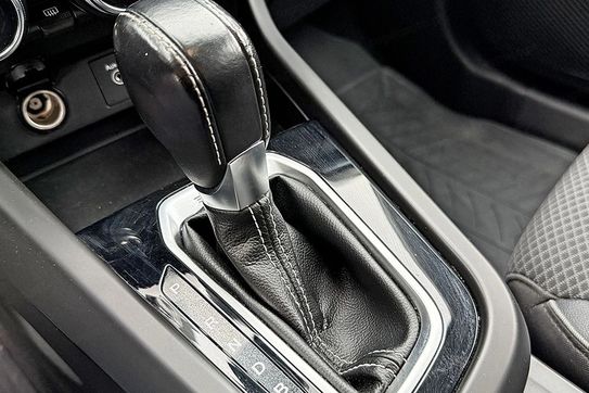 Renault Arkana 1.6 E-TECH Intens MMT