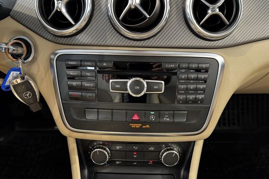 Mercedes GLA 200