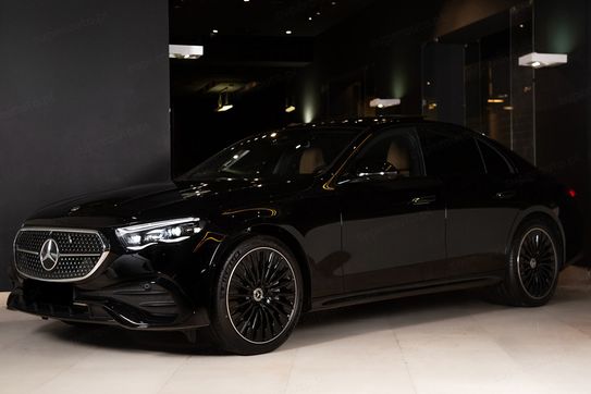 Mercedes Klasa E 220 d  4-Matic AMG
