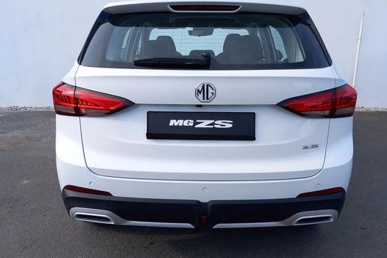 MG ZS 1.5 HEV+ Standard aut